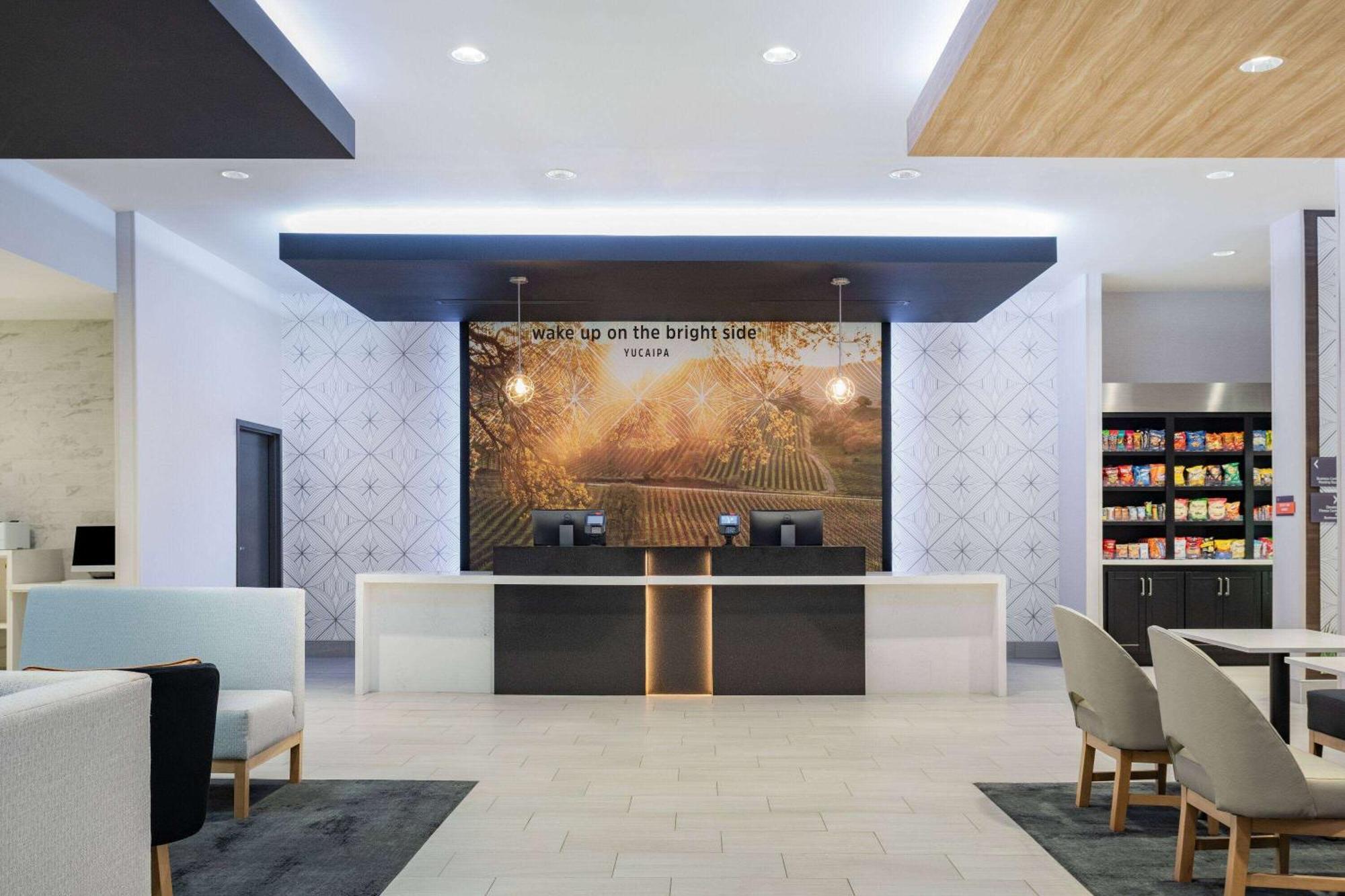 La Quinta Inn & Suites By Wyndham Yucaipa Экстерьер фото